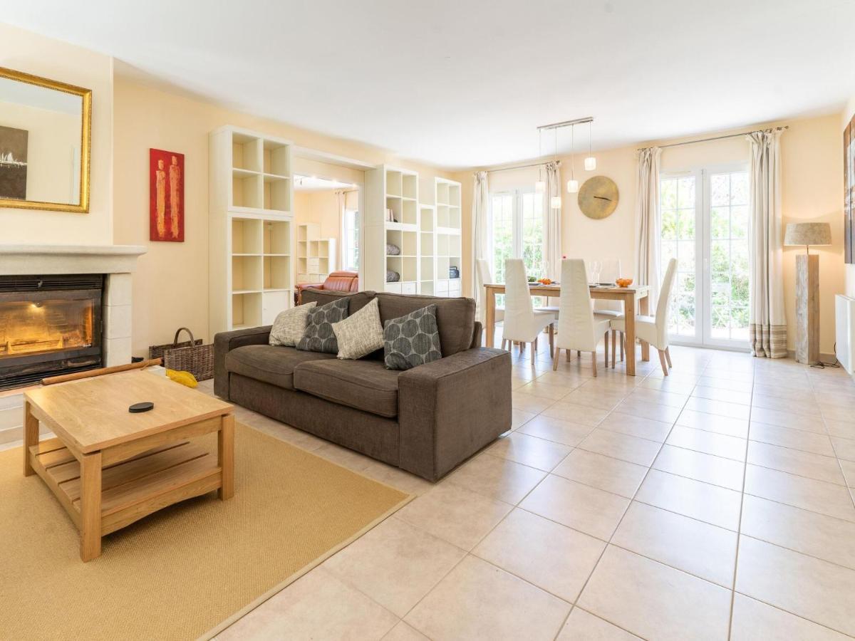 Vacation Home In Limoux With Pool Экстерьер фото